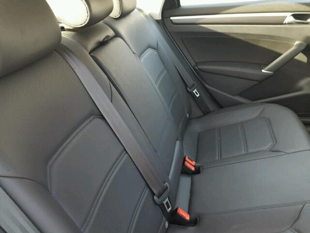 1VWDT7A35HC081868 - 2017 VOLKSWAGEN PASSAT R-L WHITE photo 6