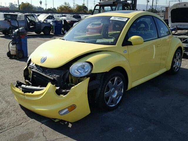 3VWDD21C31M437951 - 2001 VOLKSWAGEN NEW BEETLE 黄色 照片 2
