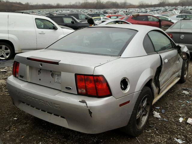 1FAFP4040XF169318 - 1999 FORD MUSTANG SILVER photo 4