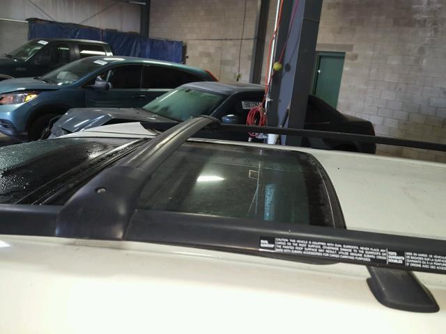 4S3BH806527602309 - 2002 SUBARU LEGACY OUT WHITE photo 9