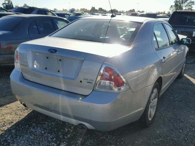 3FAHP01118R269065 - 2008 FORD FUSION SE SILVER photo 4