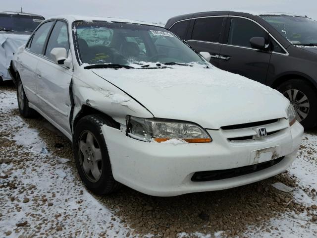 1HGCG1656XA061487 - 1999 HONDA ACCORD EX WHITE photo 1