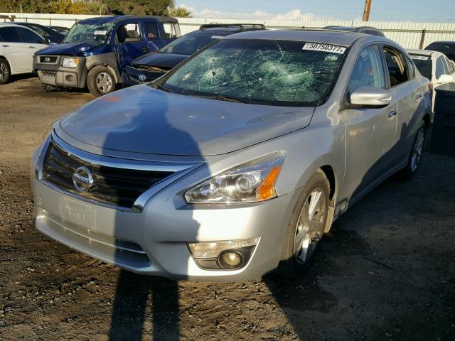 1N4AL3AP7DN552246 - 2013 NISSAN ALTIMA 2.5 SILVER photo 2