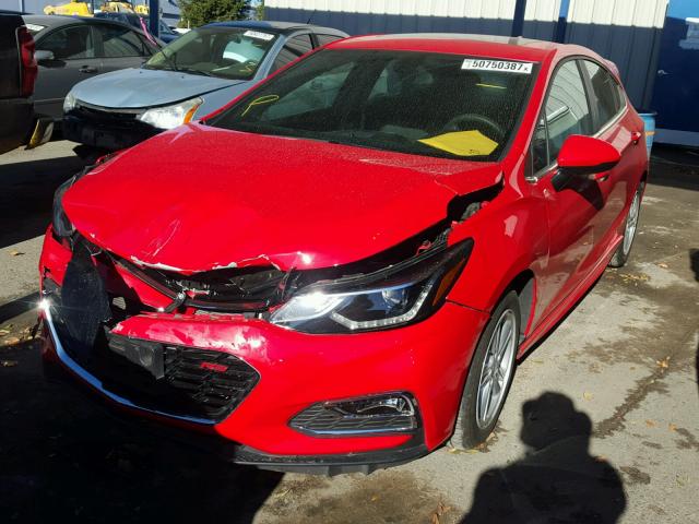 3G1BE6SM5HS539062 - 2017 CHEVROLET CRUZE LT RED photo 2