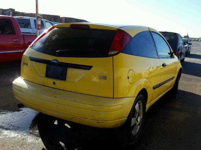 3FAFP31Z83R168368 - 2003 FORD FOCUS ZX3 YELLOW photo 4