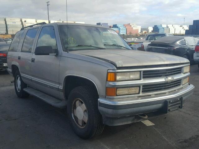 1GNEK13R7XJ461952 - 1999 CHEVROLET TAHOE K150 BEIGE photo 1