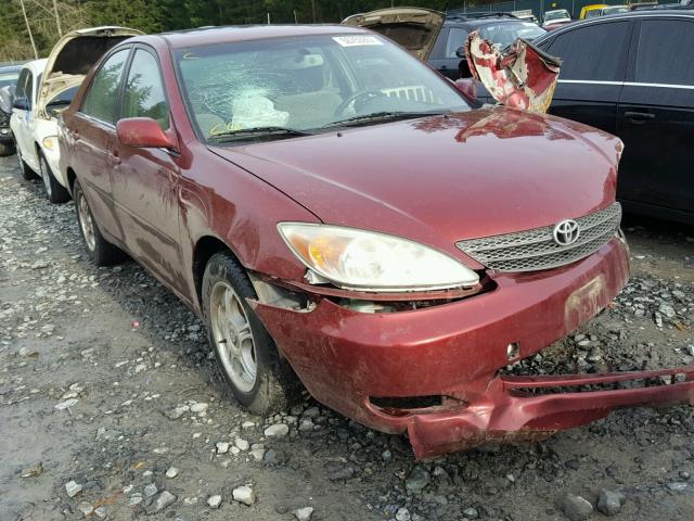 JTDBE32K620046610 - 2002 TOYOTA CAMRY LE RED photo 1