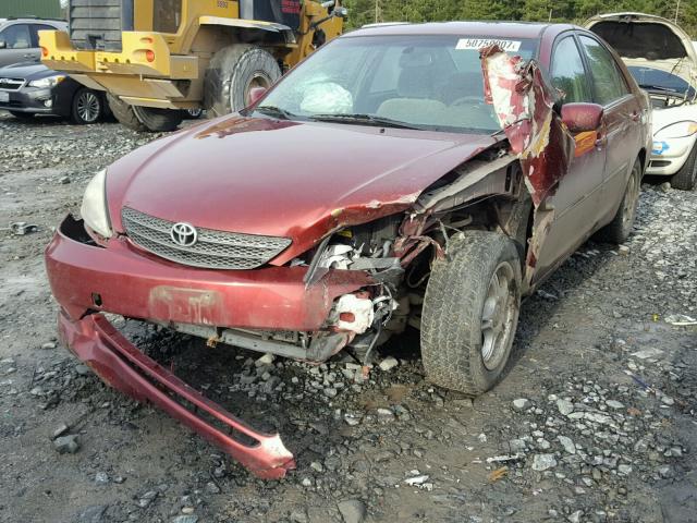 JTDBE32K620046610 - 2002 TOYOTA CAMRY LE RED photo 2