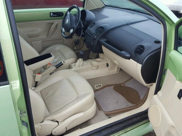 3VWDD21C9YM440623 - 2000 VOLKSWAGEN NEW BEETLE 绿色 照片 5