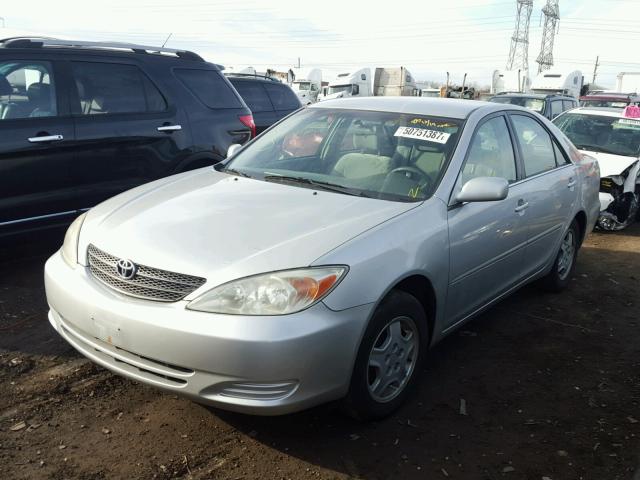 4T1BF30K93U046199 - 2003 TOYOTA CAMRY LE SILVER photo 2