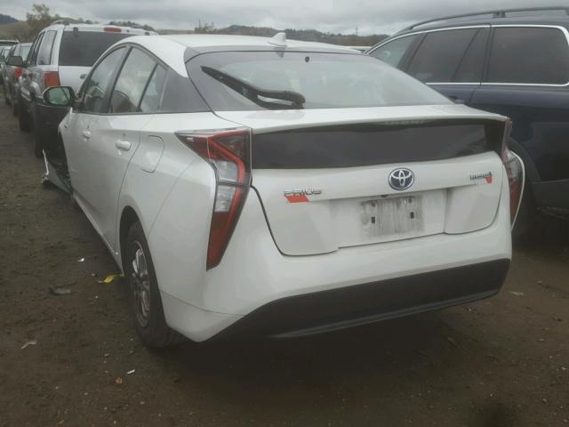 JTDKARFU4G3017087 - 2016 TOYOTA PRIUS WHITE photo 3