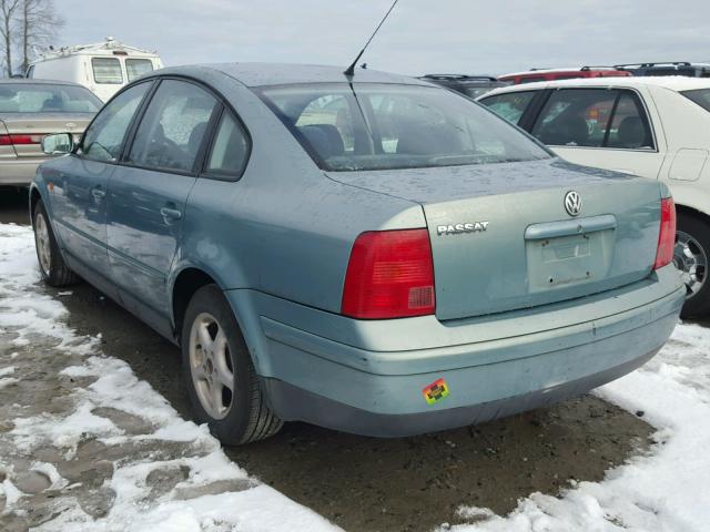 WVWMA63B2WE241486 - 1998 VOLKSWAGEN PASSAT GLS BLUE photo 3