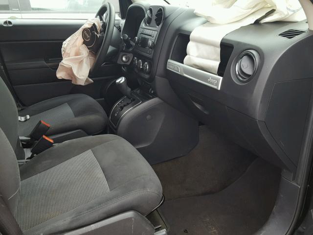 1C4NJCBA1GD559974 - 2016 JEEP COMPASS SP BLACK photo 5