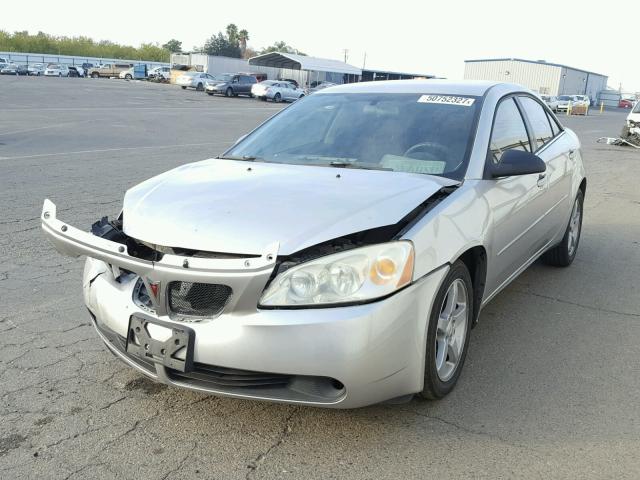 1G2ZG58N974179615 - 2007 PONTIAC G6 BASE SILVER photo 2