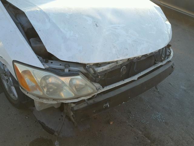 4T1BF28B81U121535 - 2001 TOYOTA AVALON XL WHITE photo 9