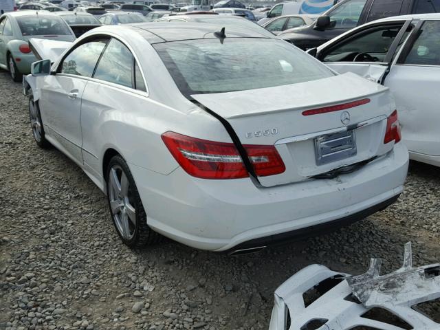 WDDKJ7CB0BF122374 - 2011 MERCEDES-BENZ E 550 WHITE photo 3