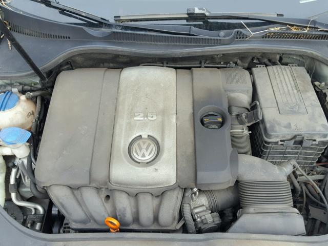 WVWDR91K27W082221 - 2007 VOLKSWAGEN RABBIT GRAY photo 7