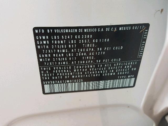 3VV3B7AX1JM010225 - 2018 VOLKSWAGEN TIGUAN SE WHITE photo 10