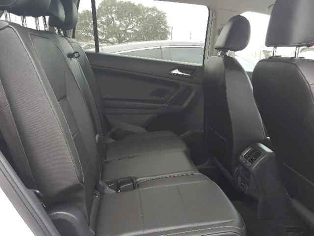 3VV3B7AX1JM010225 - 2018 VOLKSWAGEN TIGUAN SE WHITE photo 6