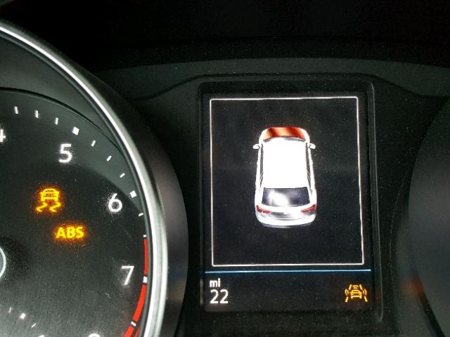 3VV3B7AX1JM010225 - 2018 VOLKSWAGEN TIGUAN SE WHITE photo 8