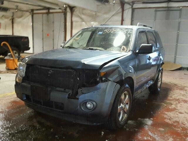 1FMCU9DG8BKA02949 - 2011 FORD ESCAPE XLT BLUE photo 2