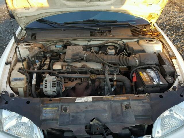 1G1JF524727441935 - 2002 CHEVROLET CAVALIER L WHITE photo 7