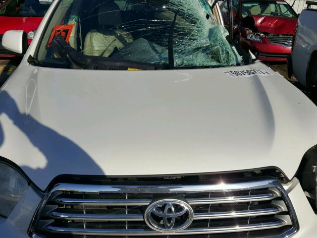 JTEDS42A392070906 - 2009 TOYOTA HIGHLANDER WHITE photo 7