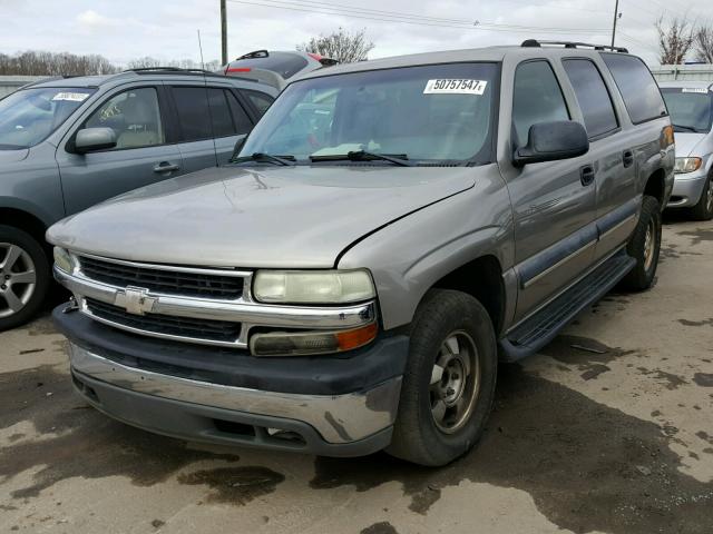 1GNEC16ZX3J241398 - 2003 CHEVROLET SUBURBAN C TAN photo 2