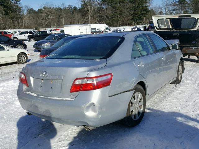 4T1BK46K181061697 - 2008 TOYOTA CAMRY LE/X SILVER photo 4
