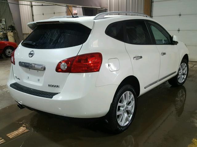 JN8AS5MV9DW133266 - 2013 NISSAN ROGUE S WHITE photo 4