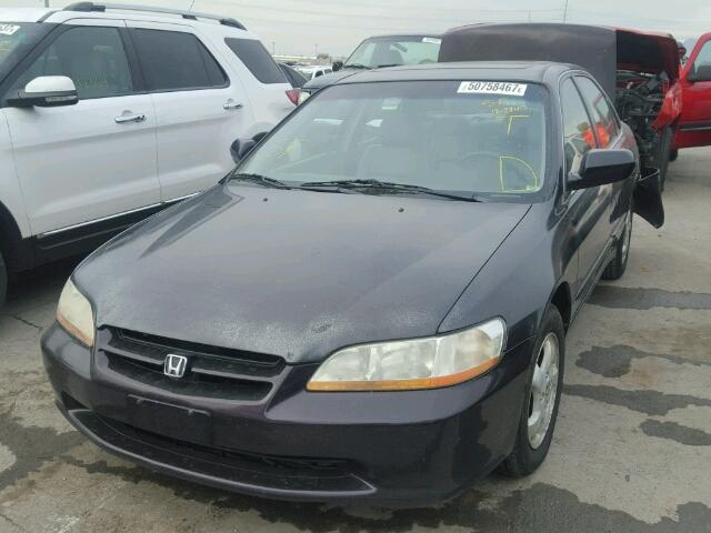 1HGCG5658XA016638 - 1999 HONDA ACCORD EX PURPLE photo 2