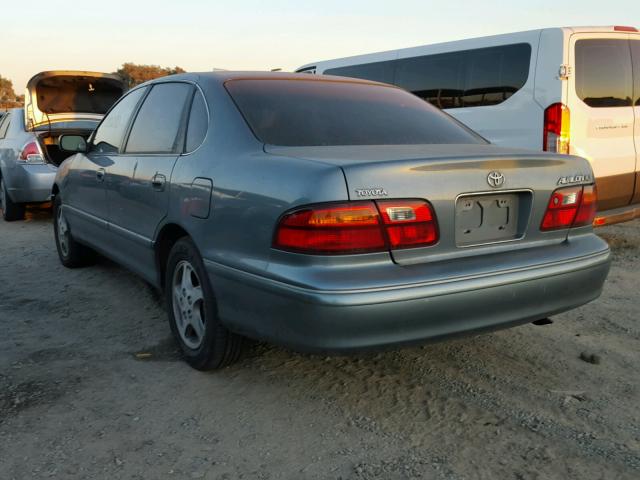 4T1BF18B0WU287503 - 1998 TOYOTA AVALON XL GRAY photo 3