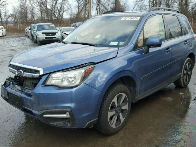 JF2SJAEC5HH506923 - 2017 SUBARU FORESTER 2 BLUE photo 2