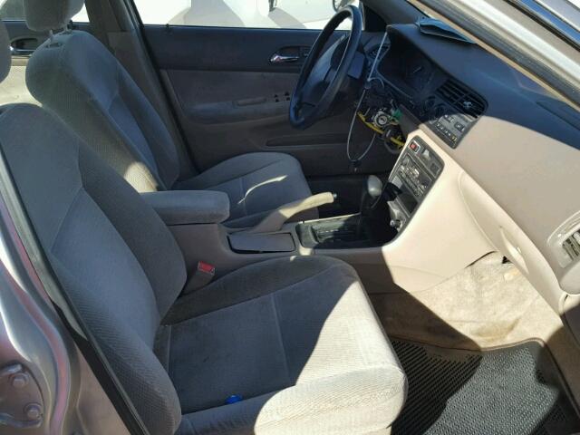 1HGCD5635TA153926 - 1996 HONDA ACCORD LX GRAY photo 5