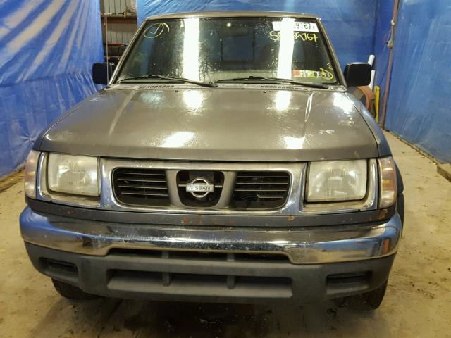 1N6ED26Y8YC432894 - 2000 NISSAN FRONTIER K GRAY photo 9