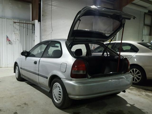 2HGEJ644XXH104246 - 1999 HONDA CIVIC DX SILVER photo 3