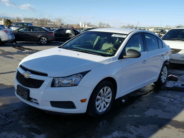 1G1PC5SH5B7299297 - 2011 CHEVROLET CRUZE LS WHITE photo 2