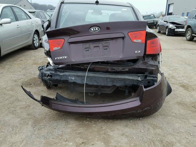 KNAFU4A24A5304374 - 2010 KIA FORTE EX BURGUNDY photo 9