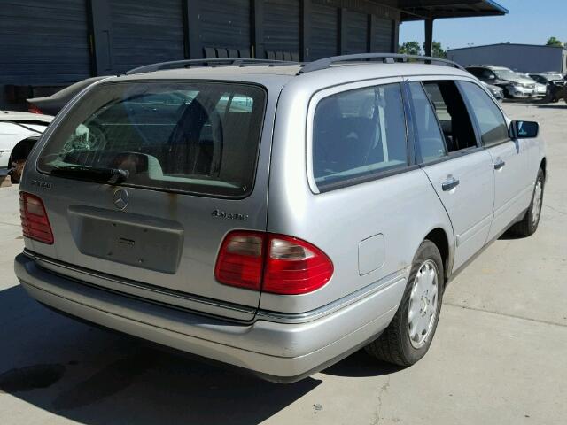 WDBJH82F4XX023536 - 1999 MERCEDES-BENZ E 320 4MAT GRAY photo 4