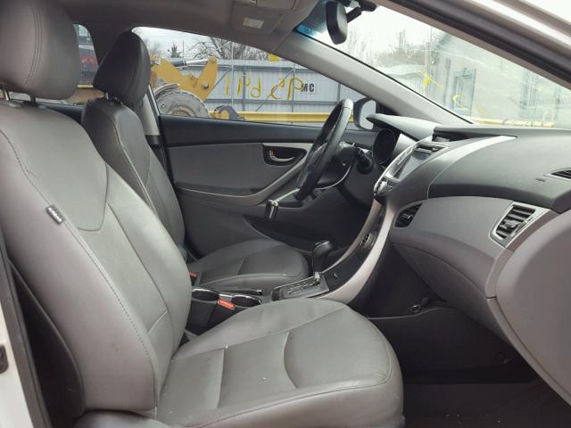 5NPDH4AEXDH166787 - 2013 HYUNDAI ELANTRA GL SILVER photo 5