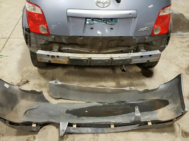 JTKKT624X65016987 - 2006 TOYOTA SCION XA SILVER photo 9