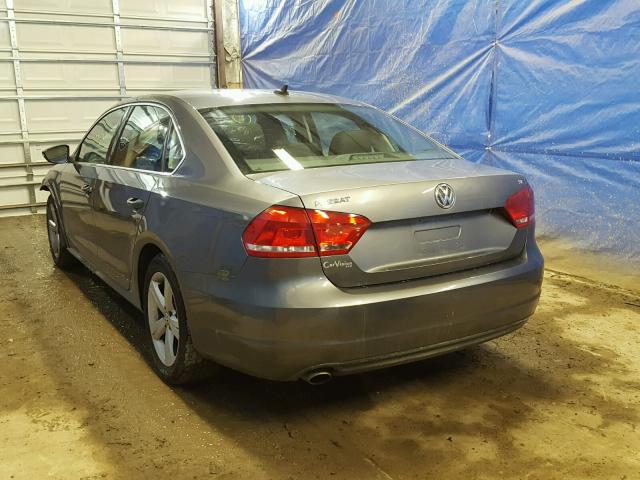 1VWBP7A3XCC049759 - 2012 VOLKSWAGEN PASSAT SE GRAY photo 3