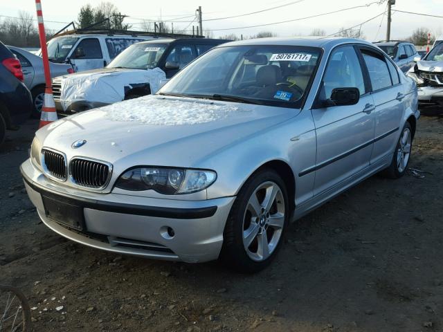 WBAEW53454PN35433 - 2004 BMW 330 XI SILVER photo 2