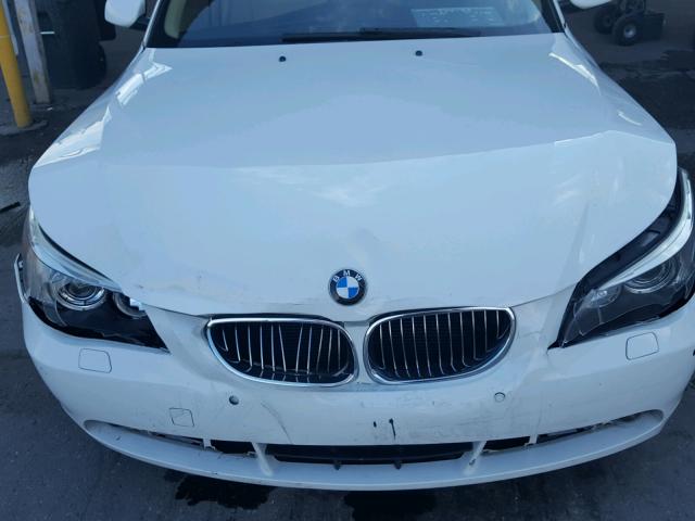 WBANB53547CP05474 - 2007 BMW 550 I WHITE photo 7