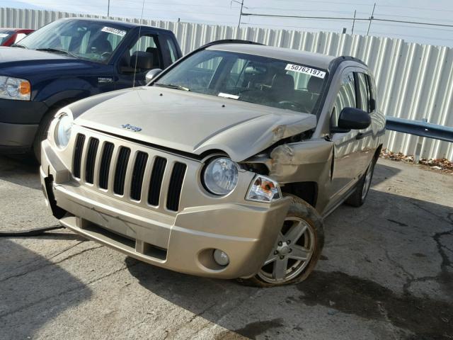 1J4NF4FB7AD512718 - 2010 JEEP COMPASS SP GOLD photo 2