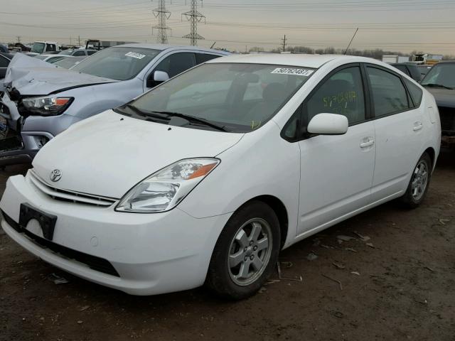 JTDKB20U253116792 - 2005 TOYOTA PRIUS WHITE photo 2