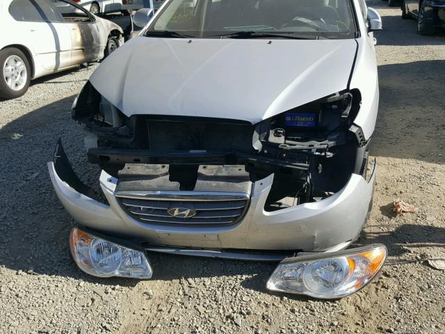 KMHDU46D09U810544 - 2009 HYUNDAI ELANTRA GL SILVER photo 9