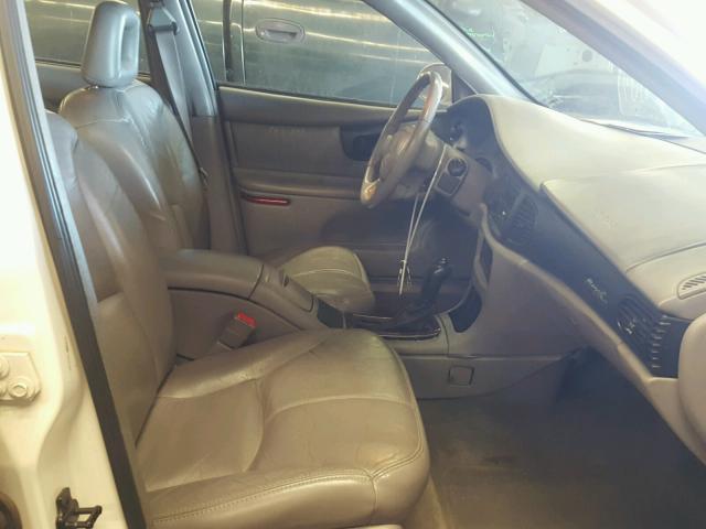 2G4WB55K421117076 - 2002 BUICK REGAL LS WHITE photo 5