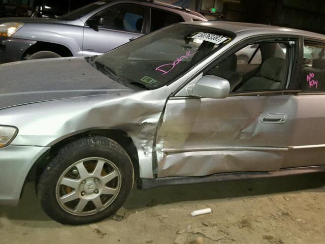 1HGCG66892A174270 - 2002 HONDA ACCORD EX SILVER photo 9