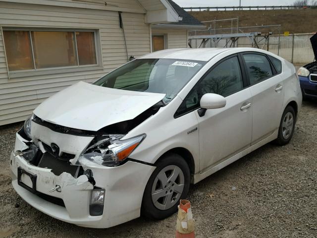 JTDKN3DU1A1003705 - 2010 TOYOTA PRIUS WHITE photo 2